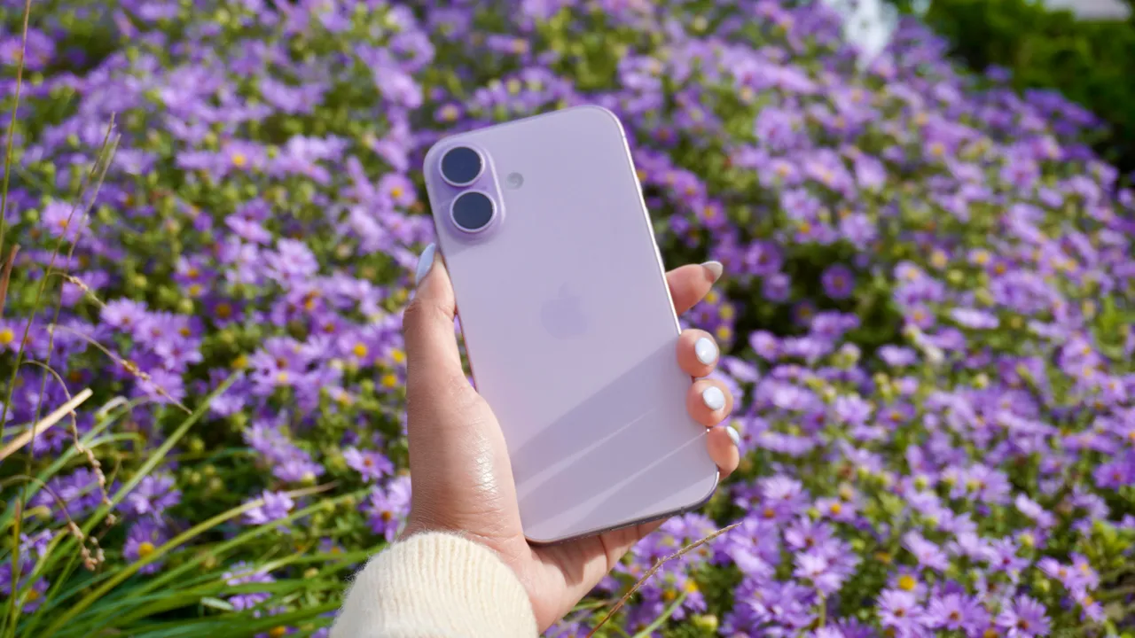 iPhone 17