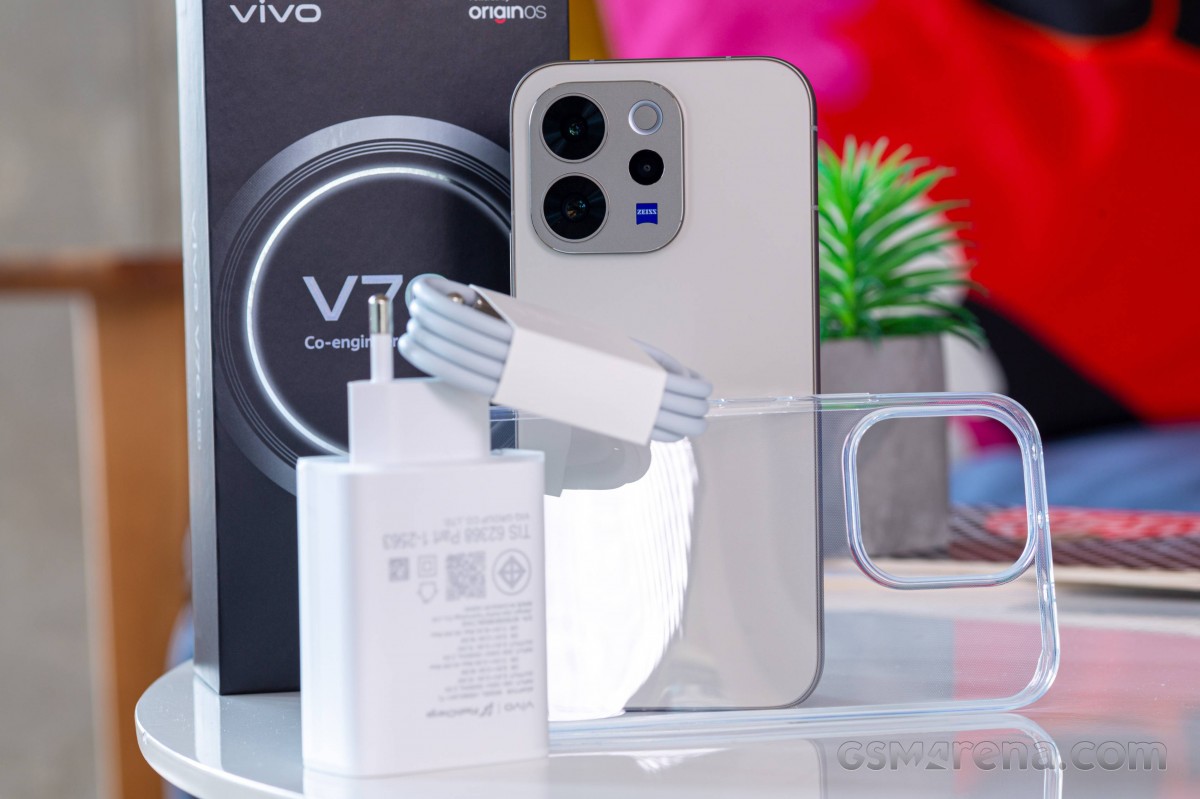 Vivo V70 Unboxing